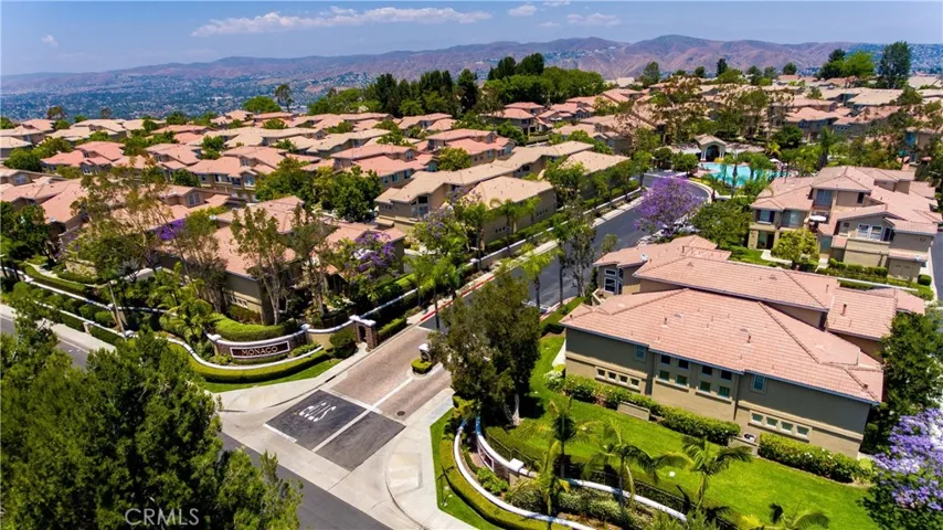 1102 S Positano, Anaheim Hills, California 92808