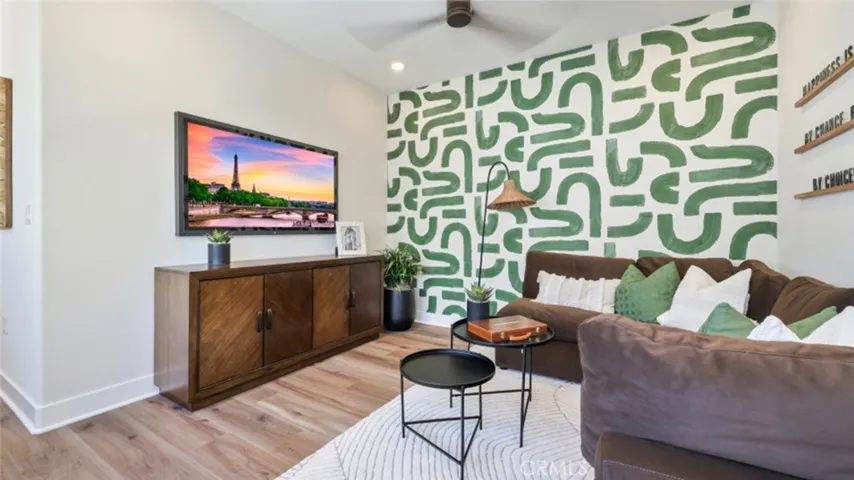 Photos shown are of model only- not actual homesite.