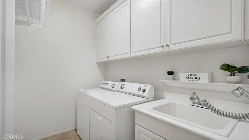 8180 E Brookdale Lane, Anaheim Hills, California 92807