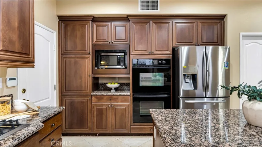 8180 E Brookdale Lane, Anaheim Hills, California 92807