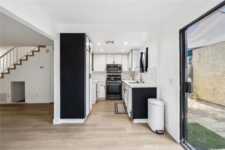 9600 Sepulveda Boulevard 6, North Hills, California 91343