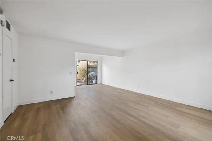9600 Sepulveda Boulevard 6, North Hills, California 91343