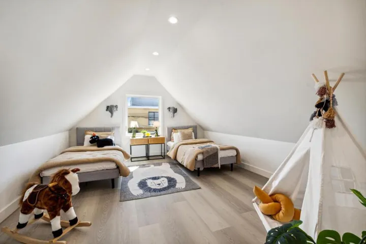 818 Silliman Street, San Francisco, California 94134