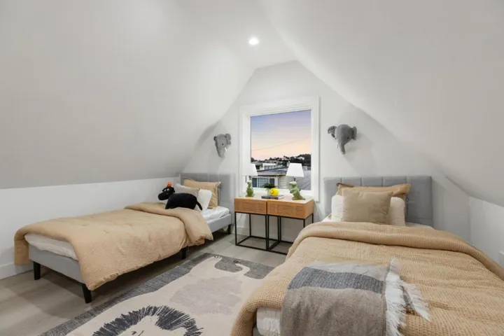 818 Silliman Street, San Francisco, California 94134