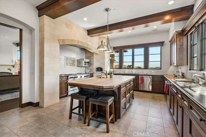 Kitchen to Living Room