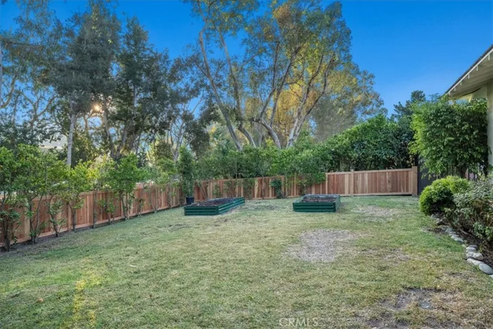 205 Via Navajo, Palos Verdes Estates, California 90274