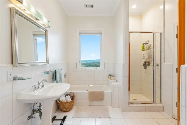 2867 Township Road, Paso Robles, California 93446
