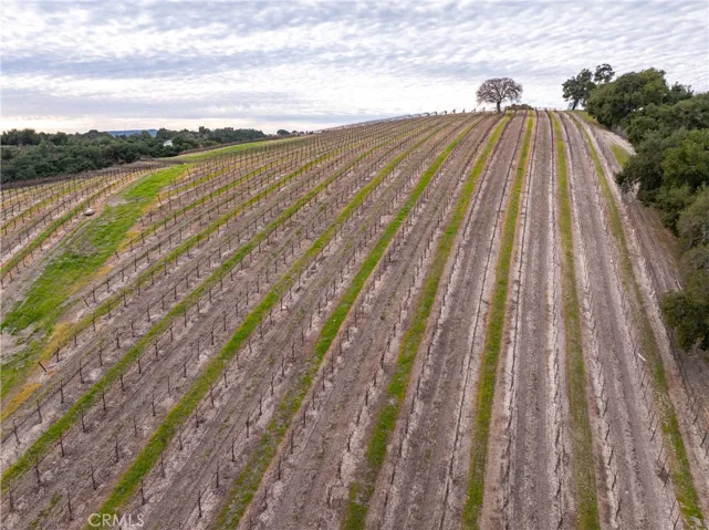 2867 Township Road, Paso Robles, California 93446