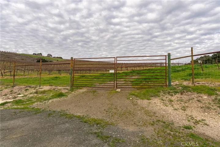 2867 Township Road, Paso Robles, California 93446