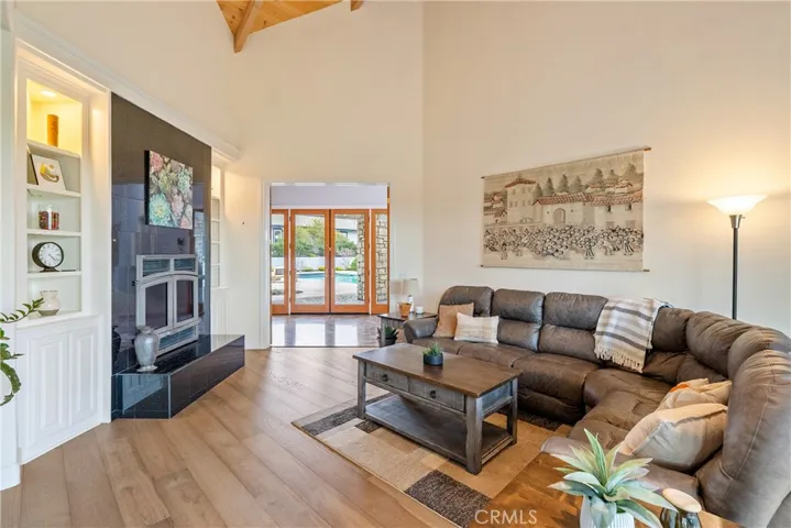 2867 Township Road, Paso Robles, California 93446