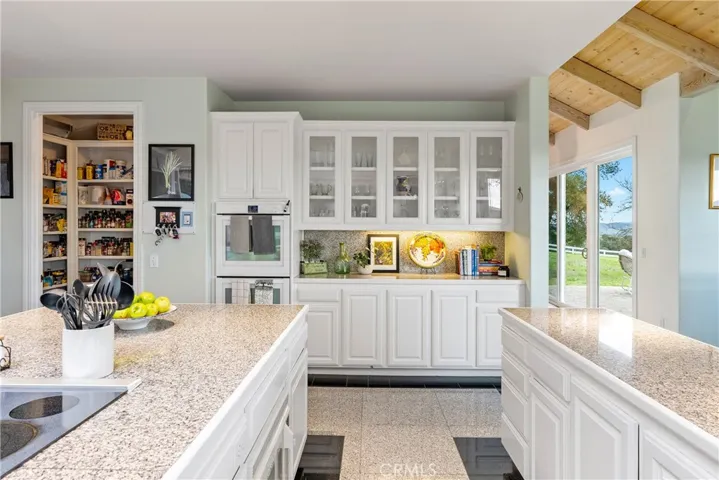 2867 Township Road, Paso Robles, California 93446