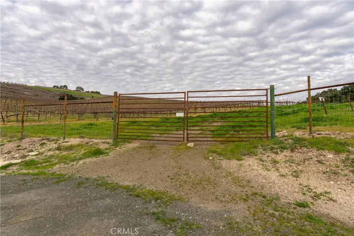 2867 Township Road, Paso Robles, California 93446