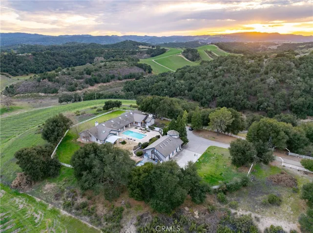 2867 Township Road, Paso Robles, California 93446