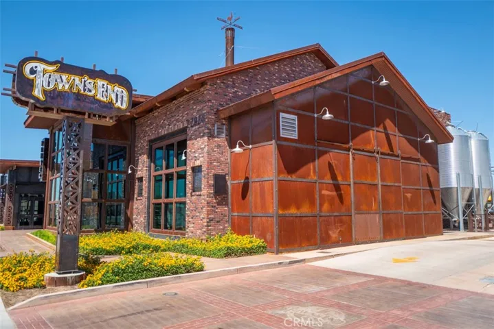 22020 Us Highway 18, Apple Valley, California 92307