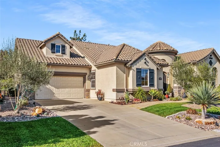 2127 Kirkcaldy Road, Fallbrook, California 92028
