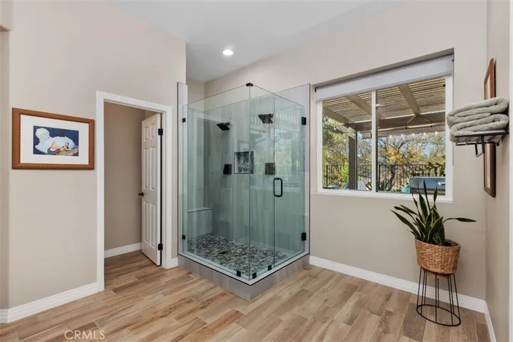 2127 Kirkcaldy Road, Fallbrook, California 92028