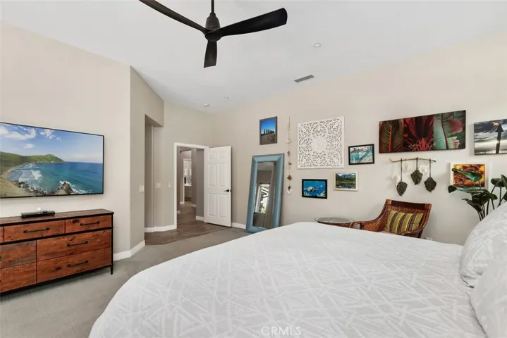 2127 Kirkcaldy Road, Fallbrook, California 92028