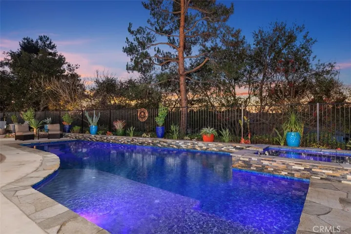 2127 Kirkcaldy Road, Fallbrook, California 92028