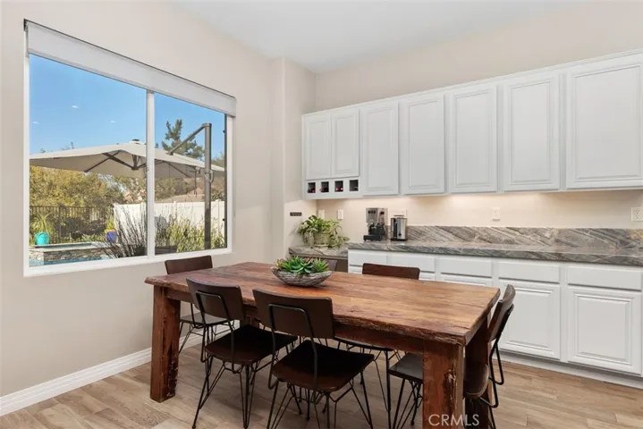 2127 Kirkcaldy Road, Fallbrook, California 92028