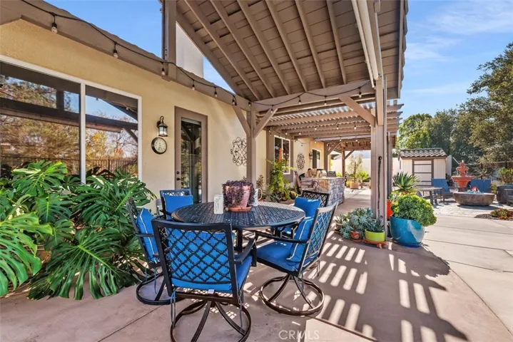 2127 Kirkcaldy Road, Fallbrook, California 92028