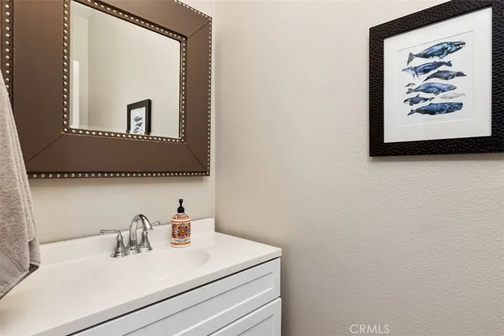2127 Kirkcaldy Road, Fallbrook, California 92028