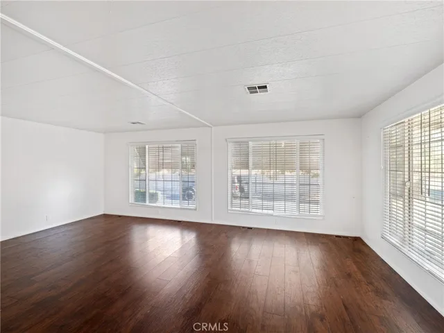 14000 El Evado Road 1, Victorville, California 92392
