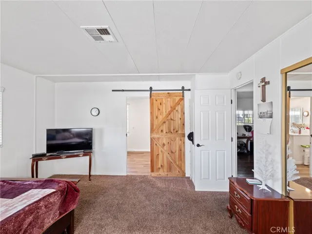 14000 El Evado Road 1, Victorville, California 92392