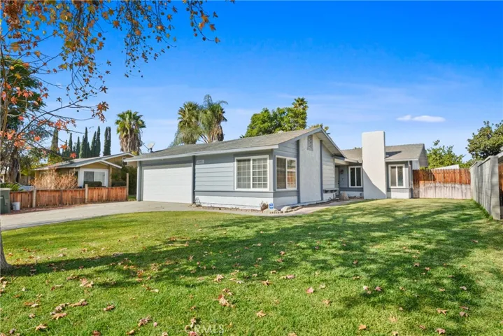 11571 Queensborough Street, Riverside, California 92503