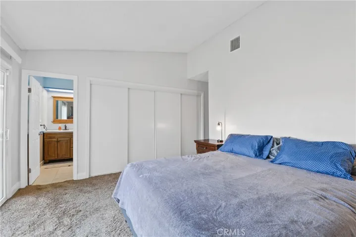 11571 Queensborough Street, Riverside, California 92503
