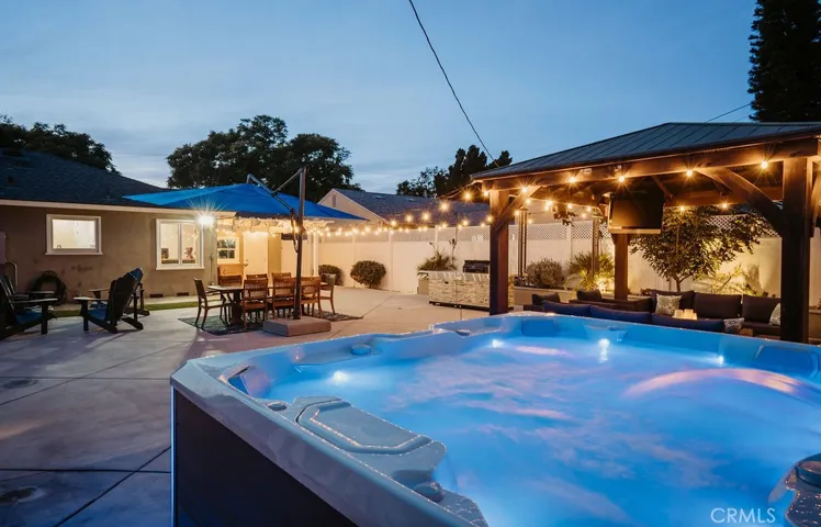 2244 Montair Avenue, Long Beach, California 90815