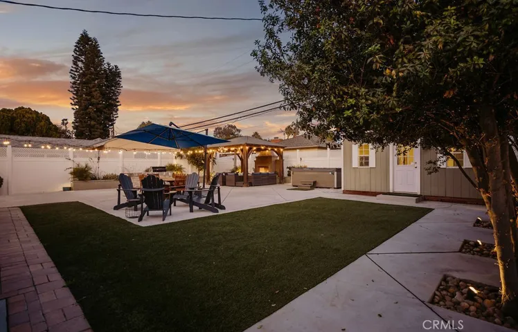 2244 Montair Avenue, Long Beach, California 90815