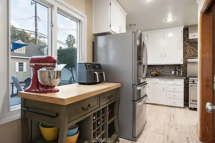 2244 Montair Avenue, Long Beach, California 90815