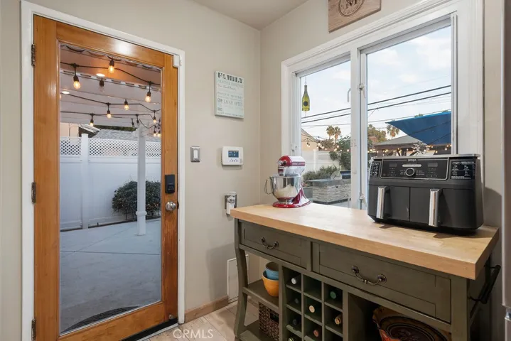 2244 Montair Avenue, Long Beach, California 90815