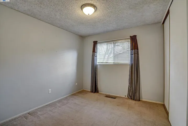 4 Pacini Ave, Pittsburg, California 94565