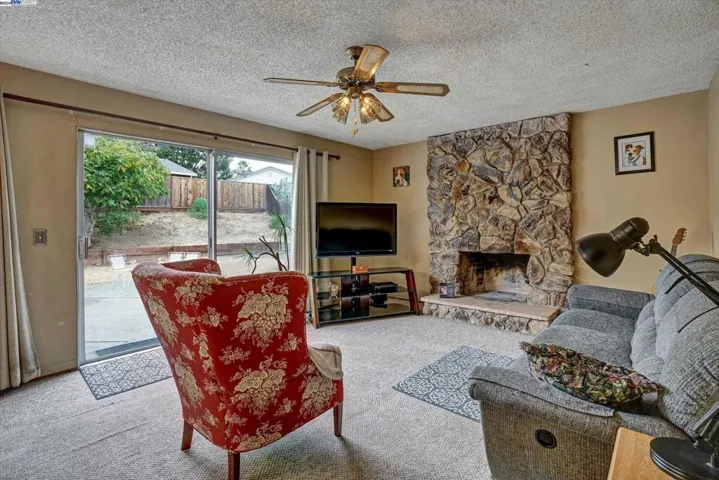 4 Pacini Ave, Pittsburg, California 94565