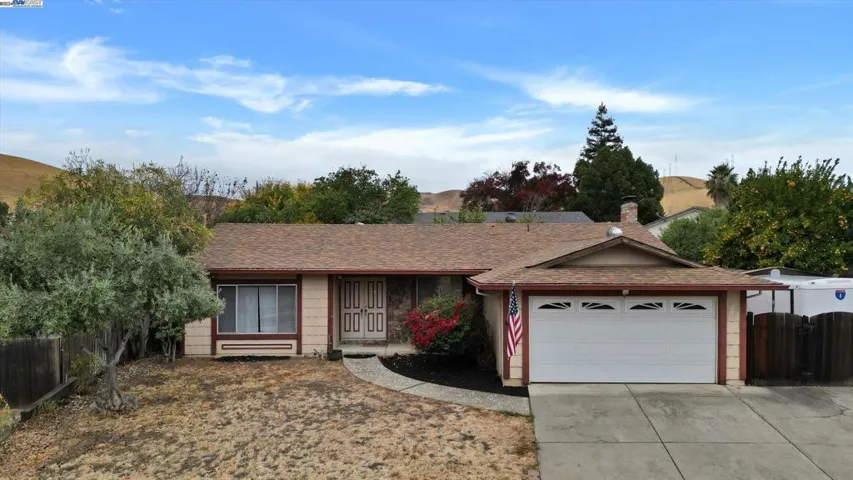 4 Pacini Ave, Pittsburg, California 94565