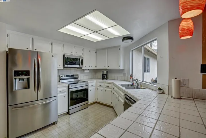 4 Pacini Ave, Pittsburg, California 94565