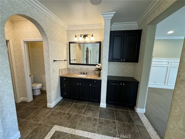 7611 Stonegate Drive, Eastvale, California 92880