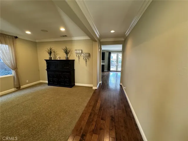 7611 Stonegate Drive, Eastvale, California 92880