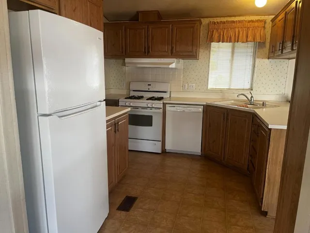 20 Russell Road, Salinas, California 93906