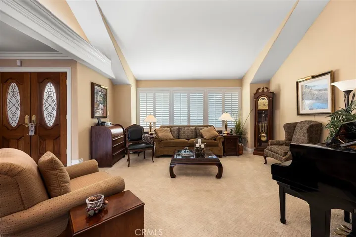 4413 E Valley Gate, Anaheim Hills, California 92807