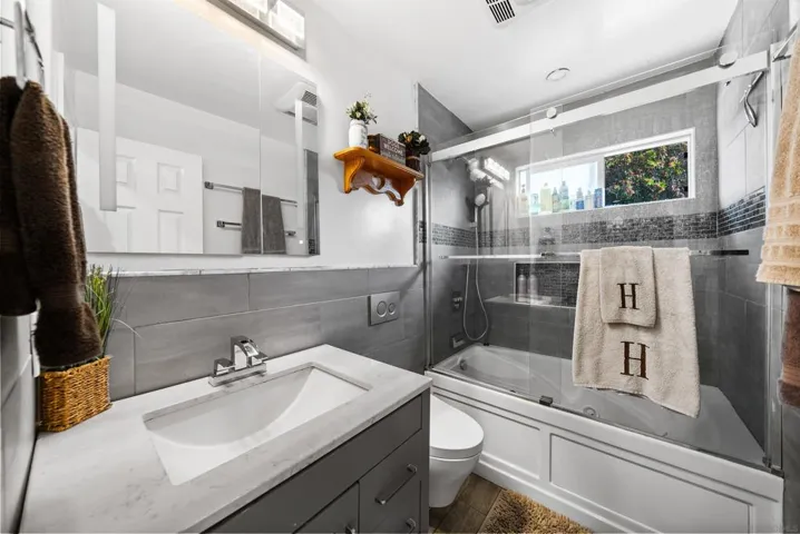 4766 Renex Pl, San Diego, California 92117