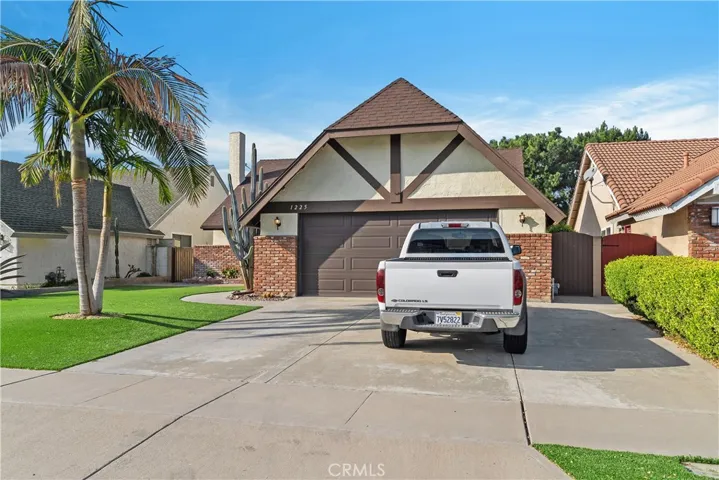 1225 N Piedmont Drive, Anaheim Hills, California 92807