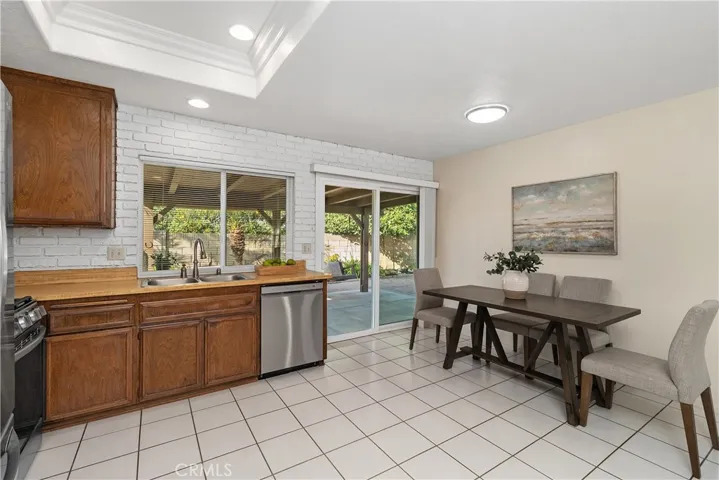 1225 N Piedmont Drive, Anaheim Hills, California 92807