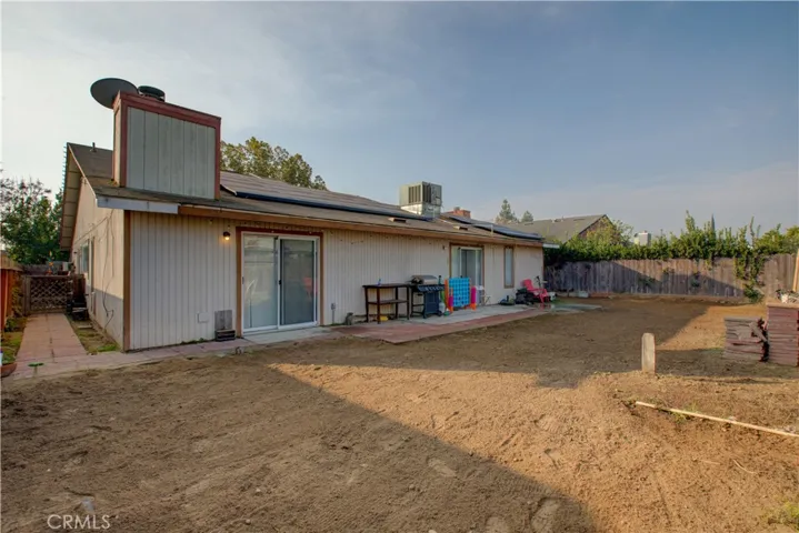1535 Harvest Avenue, Livingston, California 95334