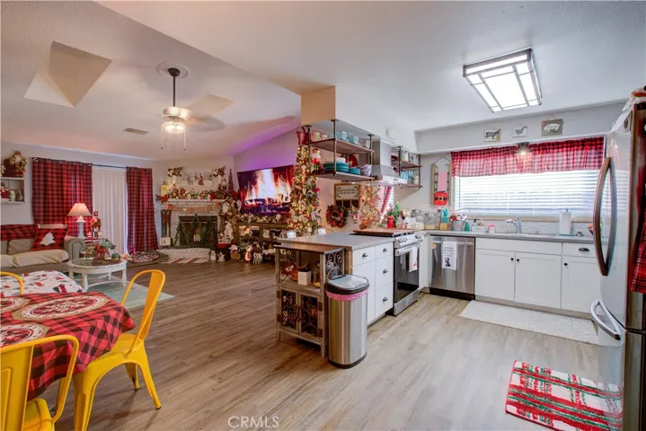 1535 Harvest Avenue, Livingston, California 95334