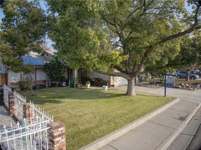 1535 Harvest Avenue, Livingston, California 95334