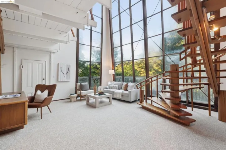 6555 Longwalk Drive, Oakland, California 94611
