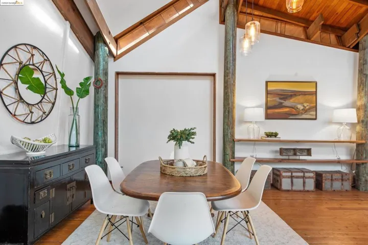 6555 Longwalk Drive, Oakland, California 94611