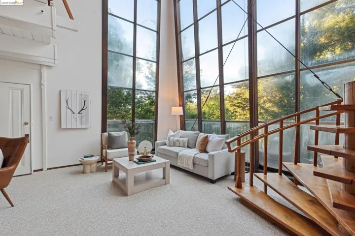 6555 Longwalk Drive, Oakland, California 94611